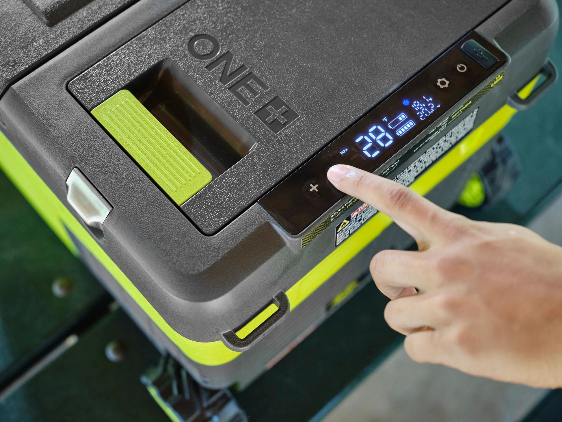 Cooler Híbrido Sem Gelo RYOBI 18V ONE+ – 24 Litros